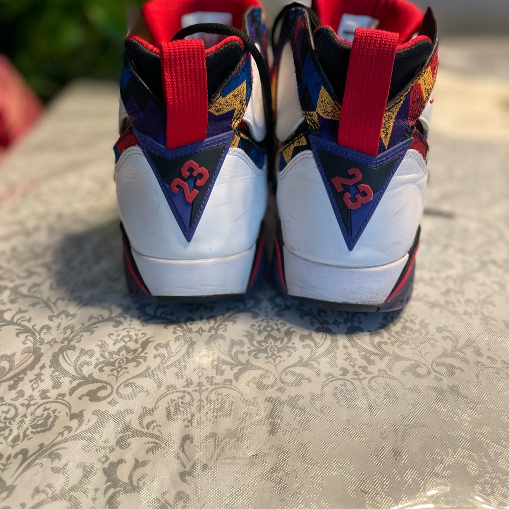 Shoes - Picture 4 of 5